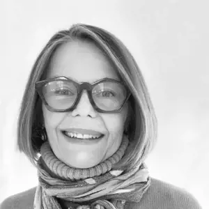 Catherine J Martzloff