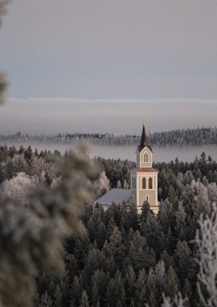 Poster: De kerk in november gewaad - Åsa Eklund