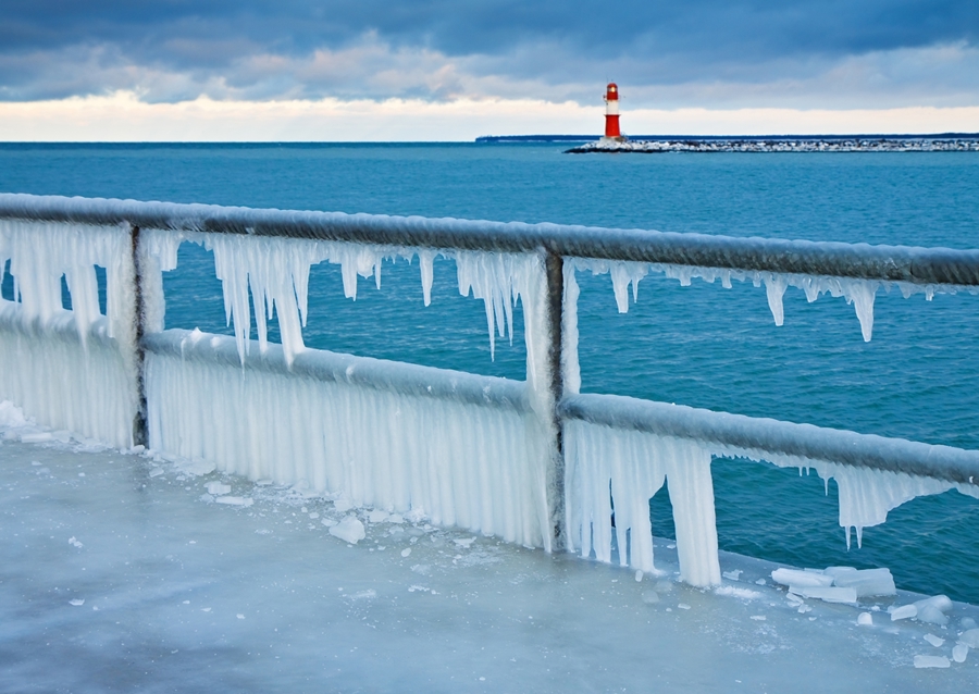 Krtek ve Warnemünde im Winter
