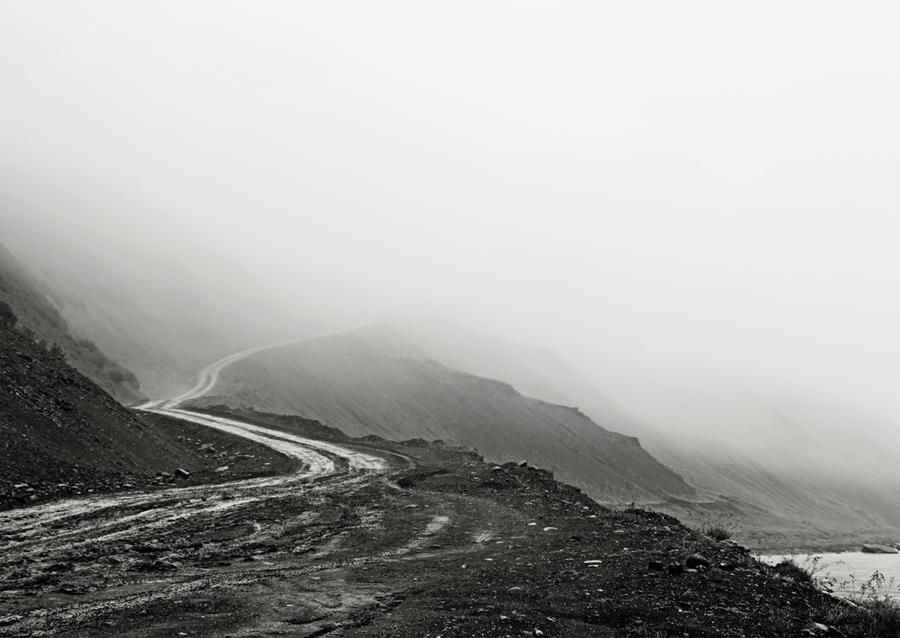 Pad in de mist