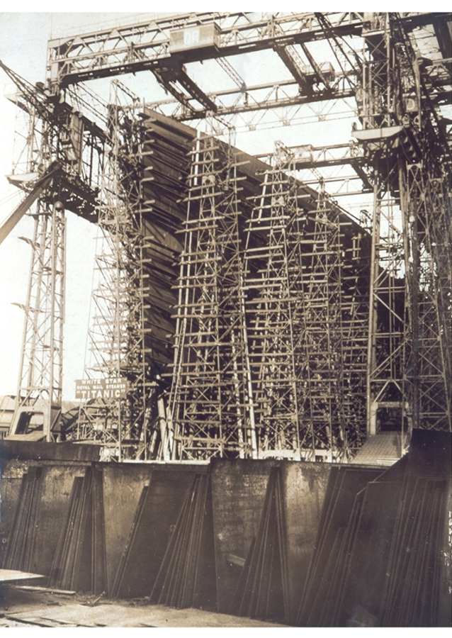 RMS Titanic in de scheepswerf
