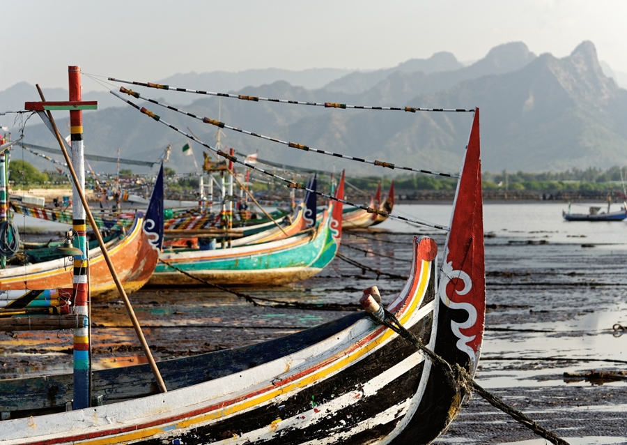 Fischerboote am Strand