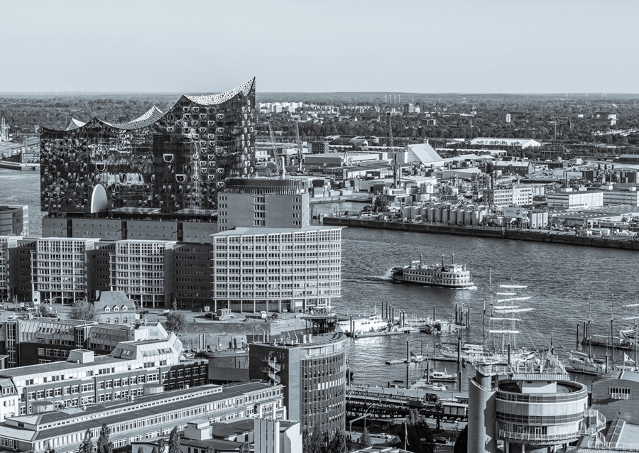 Hamburg harbour in Hamburg