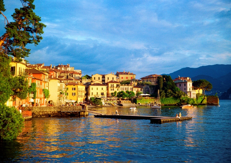 Varenna na jezeře Como