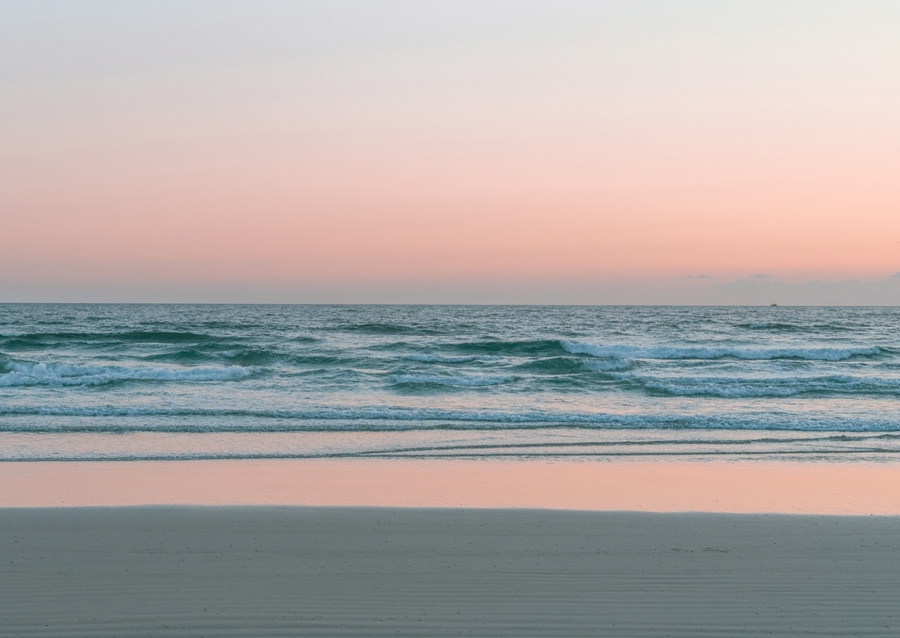 Západ slunce moře Francie