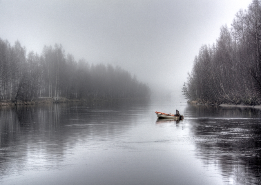 Fischer im Nebel