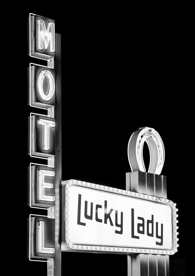 Lucky Motel