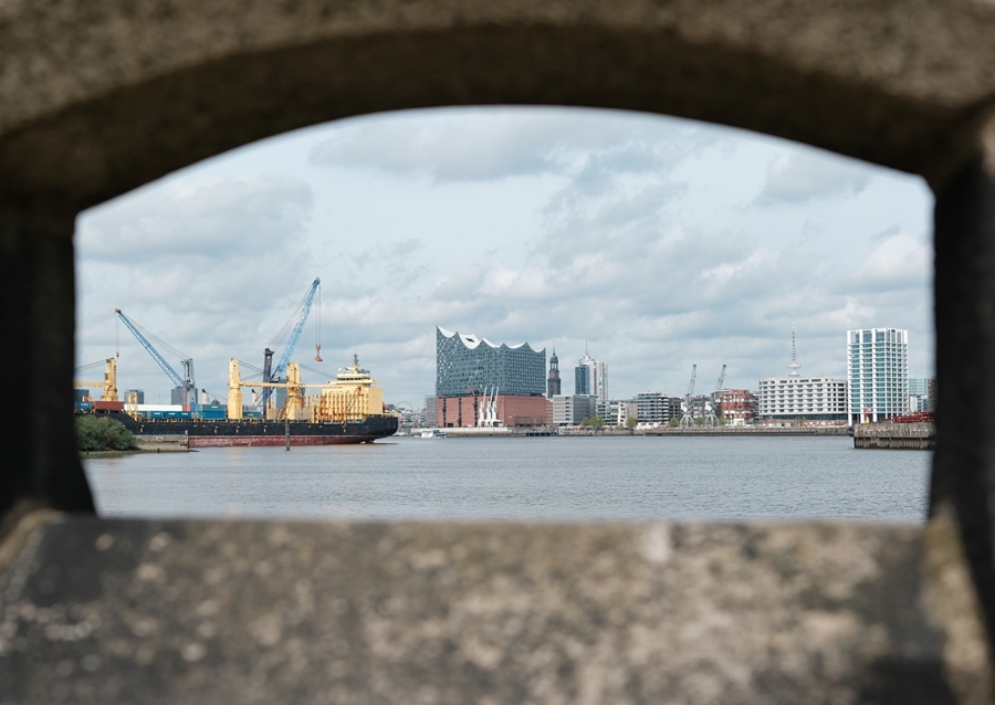 Panorama of the Hamburg harbor