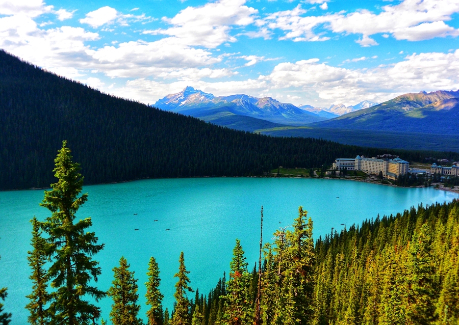 Kaunis Louise-järvi