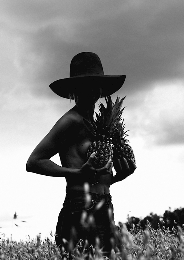 Lady und die Ananas