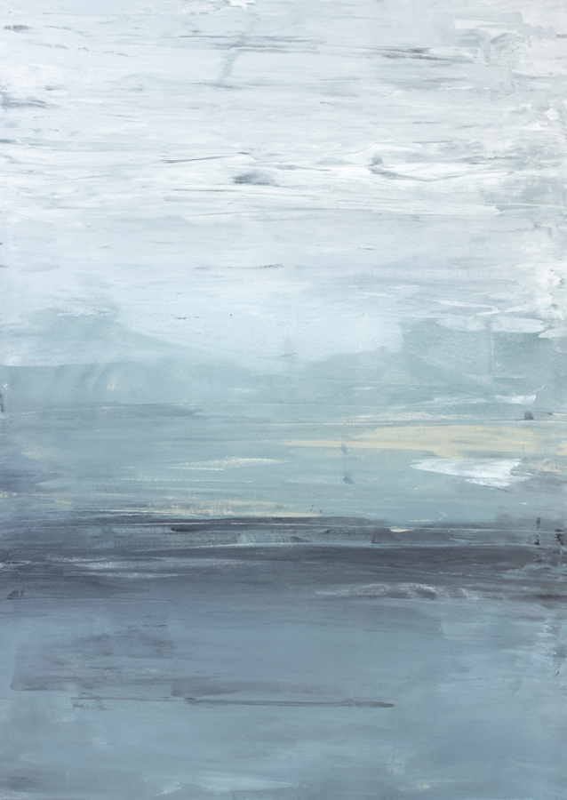 A Serene Foggy Horizon