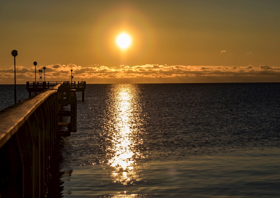 Západ slunce na pláži Skrea