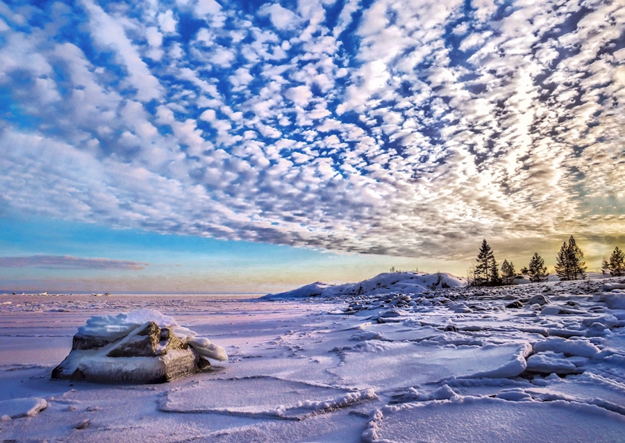 Luce invernale in riva al mare