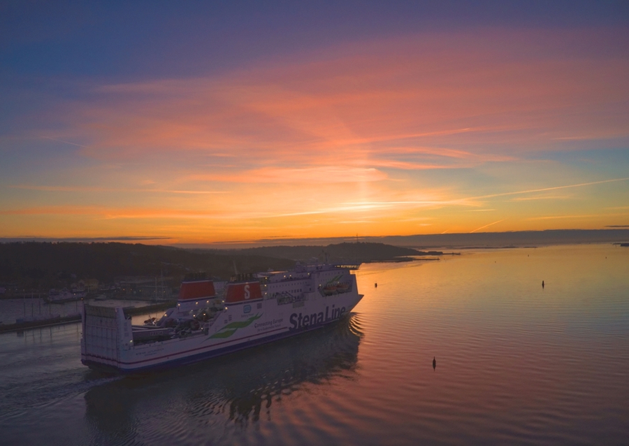 Gegen Sonnenuntergang