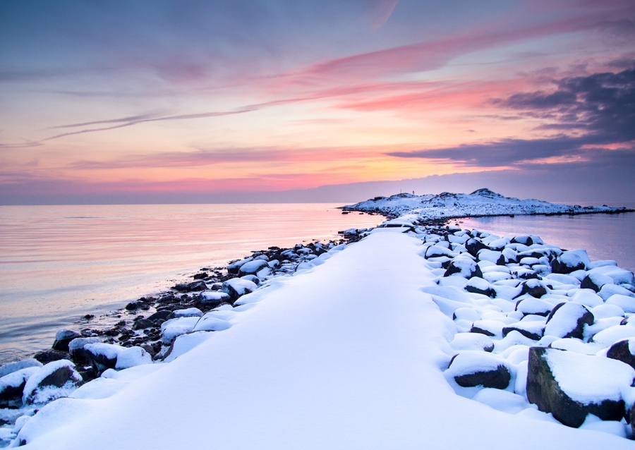 Nedotčený sněhový most