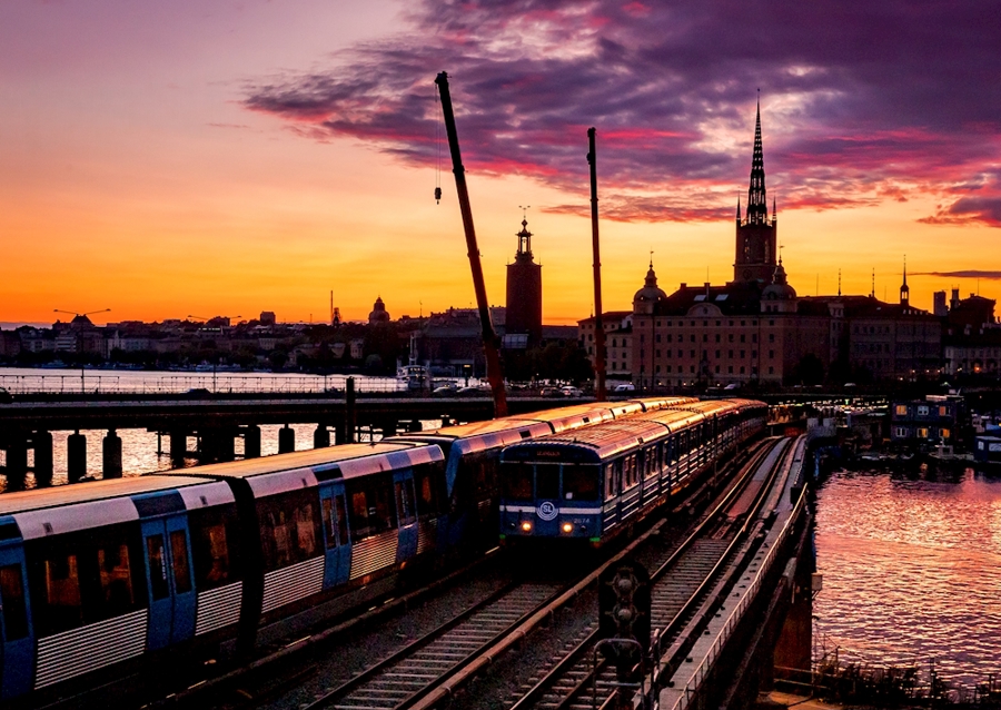 Solnedgang over T-banen