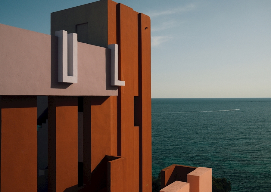 La Muralla Roja x Das Meer