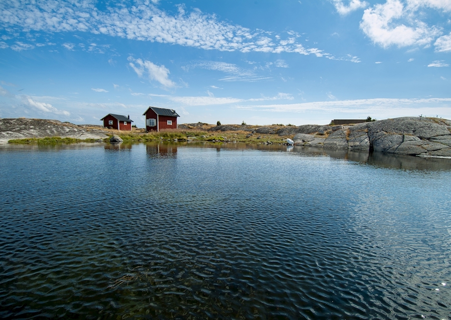 To røde hytter i øhavet