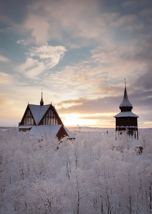 Kiruna Church (vertical)