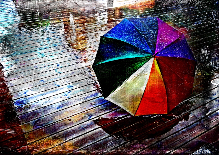 SCHON WIEDER regnet es